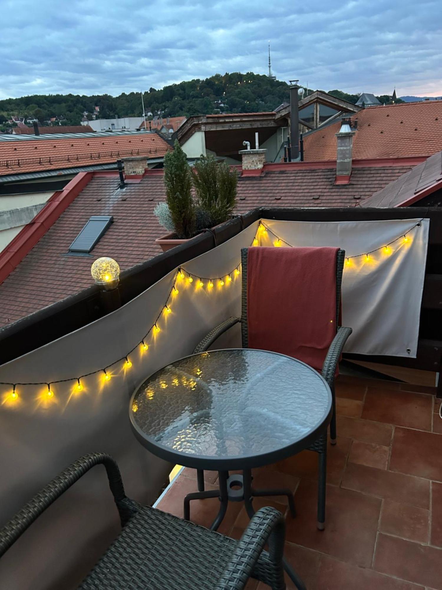 Fit Paradise Apartman Miskolc Buitenkant foto
